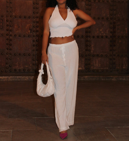 Conjunto Veraniego Blanco de 2 Piezas: Top Halter + Pantalón Palazzo de Gasa – Estilo Fresco y Elegante