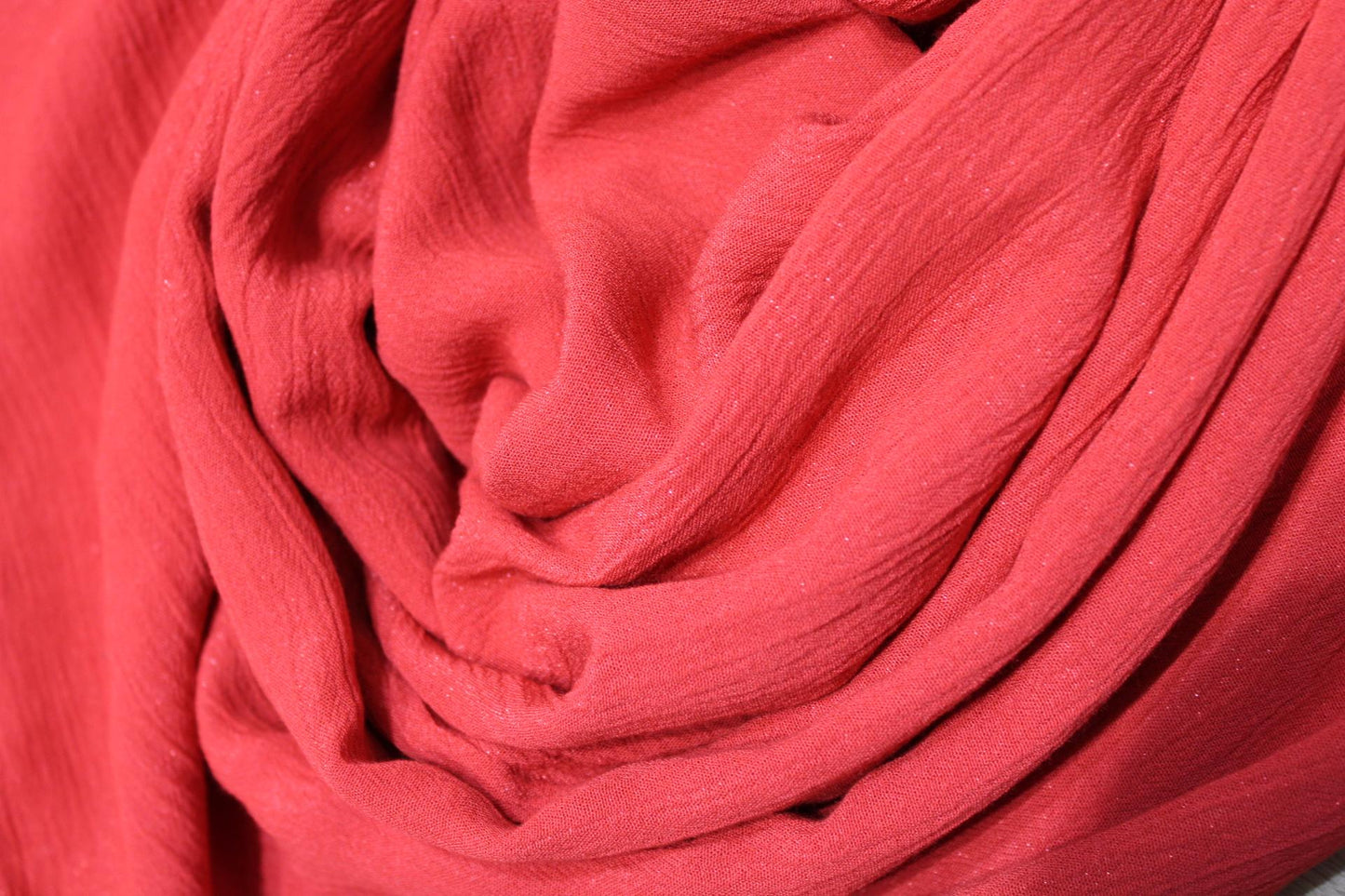 Vestido largo rojo para mujer con tirantes y escote en V, estilo francés, ideal para verano, vacaciones, citas, uso diario, tejido ligero y cómodo, diseño elegante y favorecedor